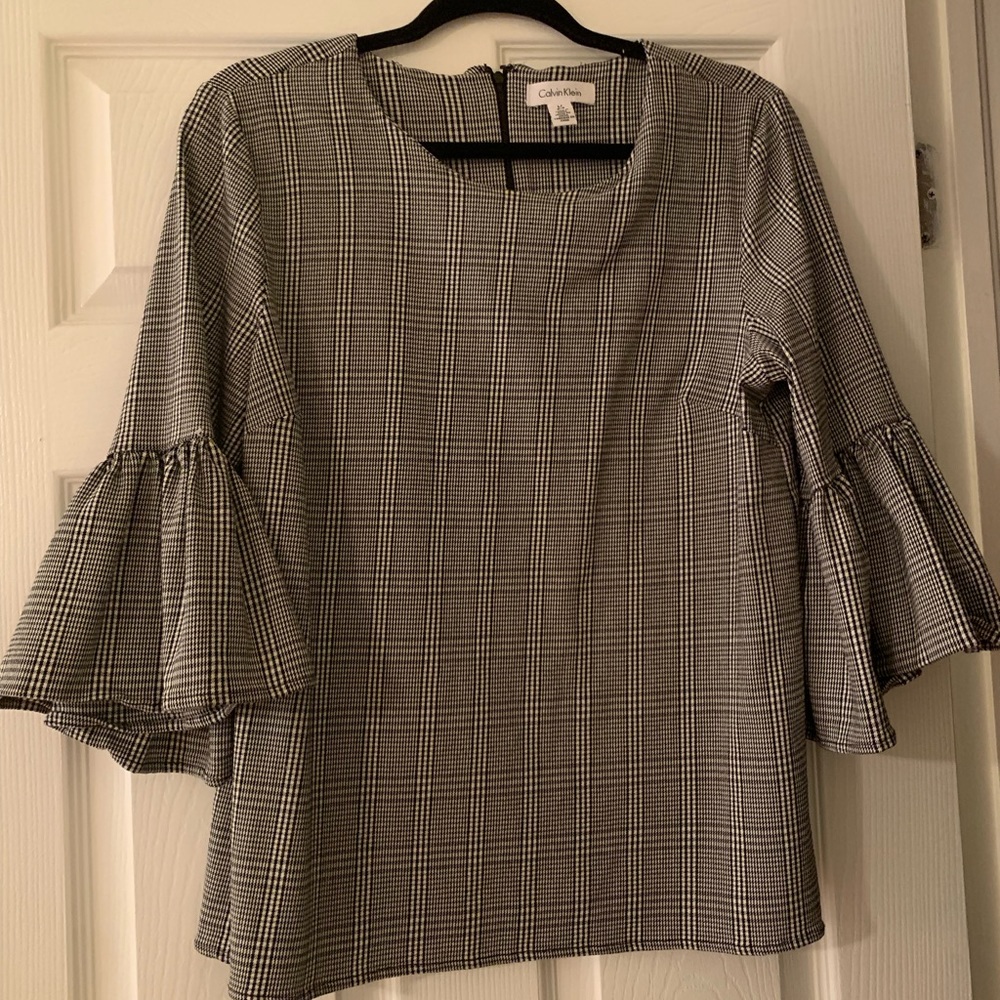 Patterned Long Bell Sleeve Blouse